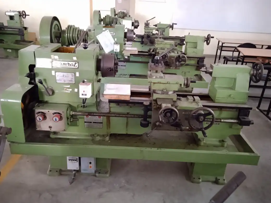 Medium Duty Lathe